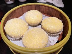 椰丝流沙包-老头儿油爆虾·知味杭州(爱琴海购物中心)