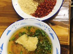 -咏勝锑锅麻辣烫(净居寺路总店)