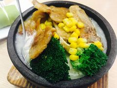 -佰搭果·广式茶餐厅(西华路店)