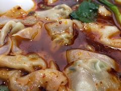 星光麻辣抄手-村外有星光小食铺(解放碑1089店)