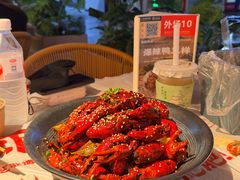 -肥肥虾庄·金牌油焖大虾(汉口城市广场店)