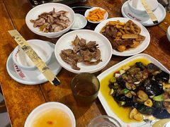 -老鼎万春卤菜(五代传承创始老店)