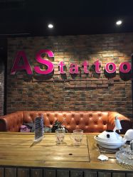 -鳌首刺青纹身 穿孔饰品店