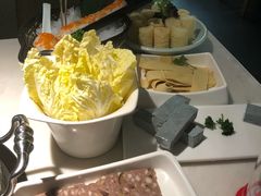 -左庭右院鲜牛肉火锅(浦江欢乐颂店)