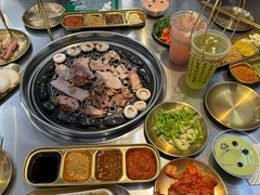 -韩味南山塔·烤肉自助(中骏世界城店)