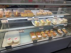 -白玉兰食品(中山公园龙之梦店)