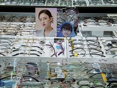 -华彬眼镜专业渐进配镜(潘家园店)