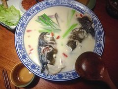 奶汤鱼头煲-馬蘭花開(车站大道店)