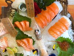 秒懂三文鱼-文三酒肆自助放题(新街口友谊广场店)