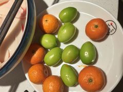 -茅草房·河畔园林火锅