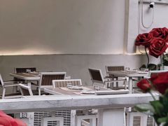 -Mark&Mars Restaurant