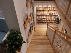-猫的天空之城概念书店(苏州平江店)