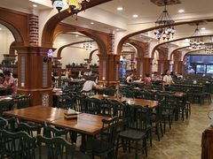 大堂-清真·玛丽亚新疆菜主题餐厅(浙江中路店)