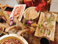 -小龙坎火锅(湖滨银泰in77店)
