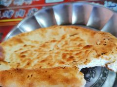 -烤肉小伙烤肉店