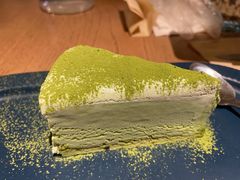 -必胜客(WOW阿罗海店)