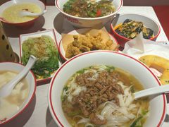 -万利记长沙米粉小吃(东方宝泰店)