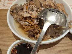 -顺风汤馆·广府粤菜(江宸天街店)