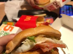 -麦当劳(新华路步步高店)