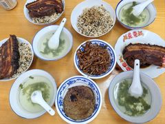 走油肉菜饭-谈灵农家柴爿菜饭