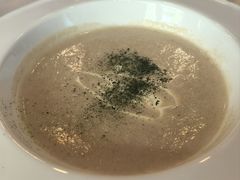 法式奶油蘑菇汤-北京建国饭店杰斯汀法餐厅