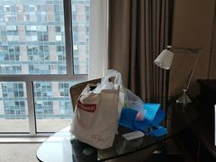 -南桥绿地铂骊酒店