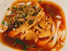 -双燕楼·手工馄饨·汤面小吃(世纪汇店)