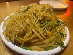 家常土豆丝-春饼先生·北京烤鸭(甘井子万达店)