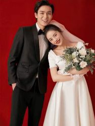 -巴黎时尚婚纱摄影(南汇店)