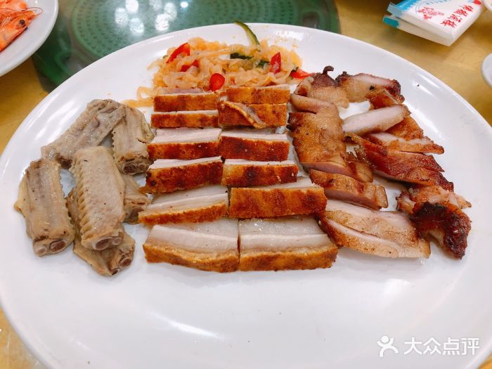 佛桥酒楼烧猪拼盘图片