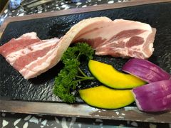 -黑牛の場烤肉(摩天活力城店)