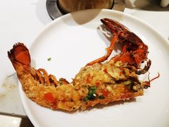 波士顿龙虾-雍容荟活帝王蟹活龙虾自助(苏宁旗舰店)