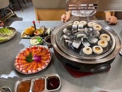 -围炉肉舍•炭烤活鳗•丹东海鲜烤肉(步行街店)