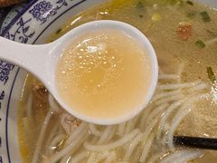 -桥香园云南过桥米线(金马碧鸡店)