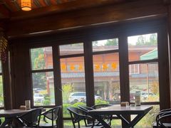 -美食村花园餐厅