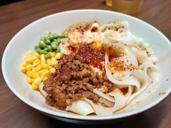 -顺溜·手工刀削面·黑金店(铜锣湾店)