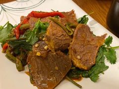 彝家手撕美人椒牛肉-云海肴·汽锅鸡·云南菜(苏州中心店)