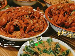 -冶建镜子·老南昌大排档·江西虾王(总店)