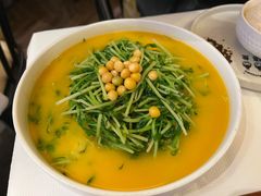 豆汤浸豆苗-渔语鱼新川菜Bistro(万象天地店)
