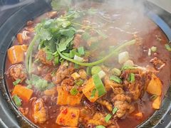 脑花烧豆腐-小尹土菜