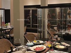 -NIUNIUPARK和牛螃蟹(龙湖杭州滨江天街店)