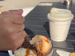 -J Create城市露营咖啡·简餐·宠物(上海动物园店)