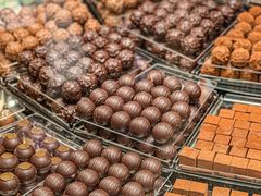 -Laderach 莱德拉(上海环贸iapm店)