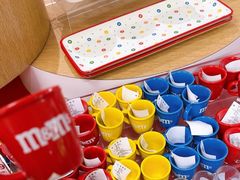 -m豆巧克力世界(上海世茂广场店)