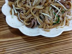 干炒牛河-南记食粥坊·宵夜大排档(岭南分店)