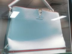 -用真奢侈品名表名包回收中心(朝阳万达店)
