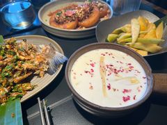 -Ameigo梅果·云贵川bistro(长宁来福士店)