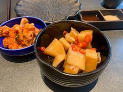 -铭牛烧肉·和牛海鲜自助(高新月牙湖店)