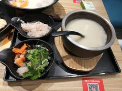 -渔米丰·广府鱼汤米线(光明广场店)