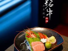 -铭牛烧肉·和牛海鲜自助(高新月牙湖店)